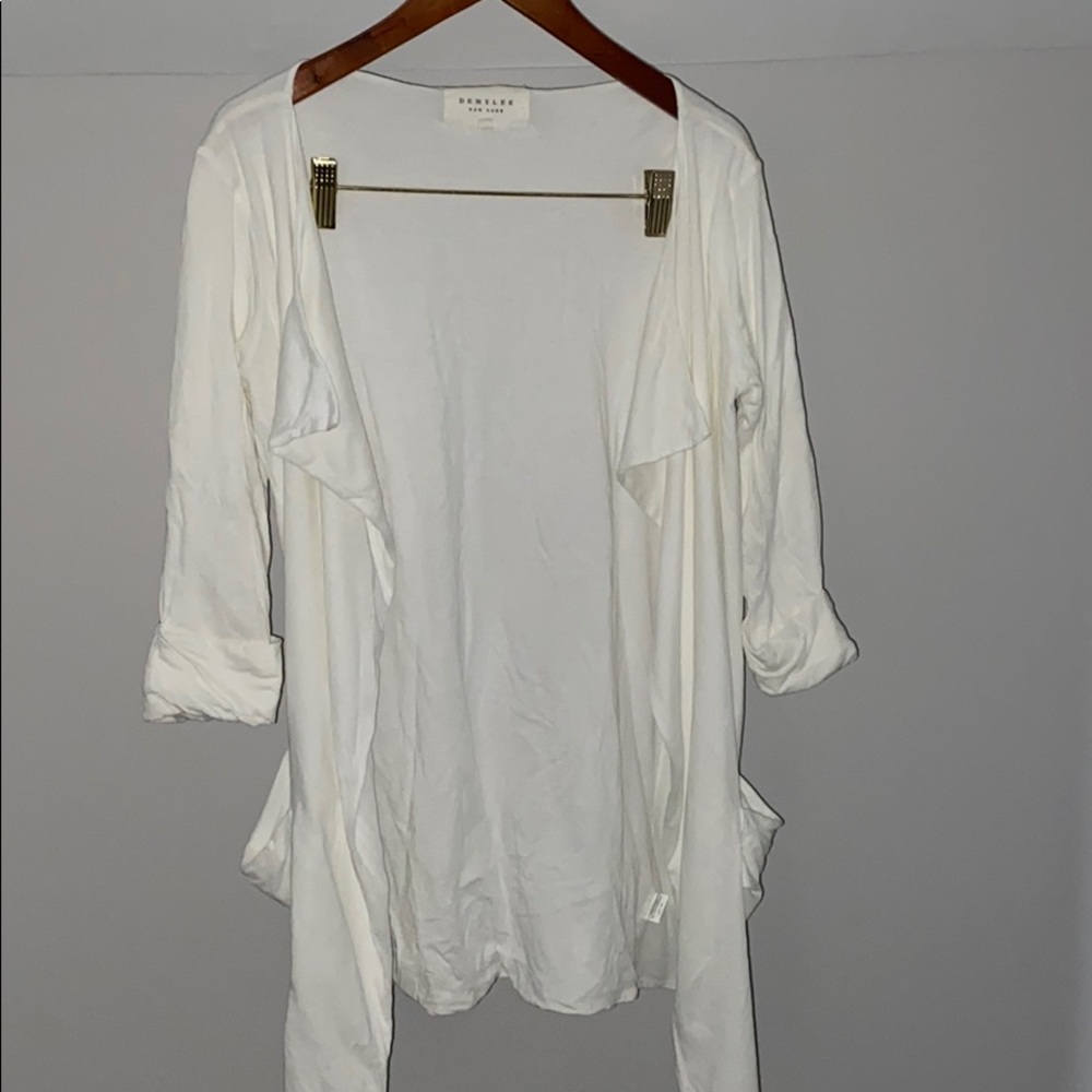 Demy Lee Open White  Cardigan